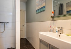 badkamer zonder tandenborstel foto .jpg